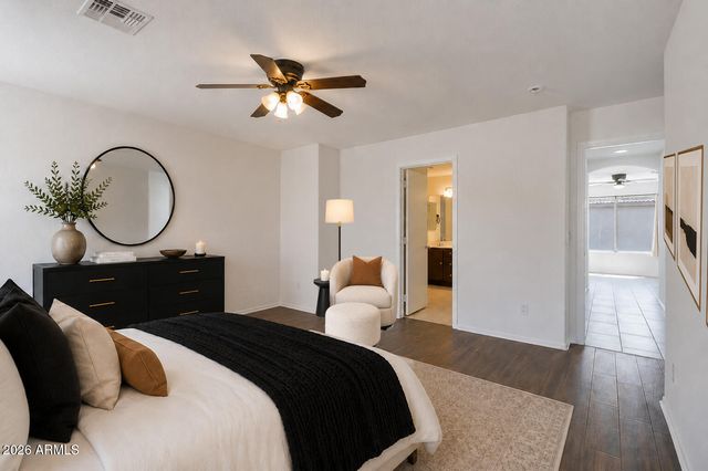 1740 E FRANCISCO Drive, Phoenix, AZ 85042