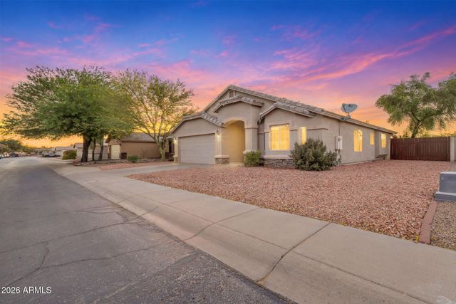 1740 E FRANCISCO Drive, Phoenix, AZ 85042
