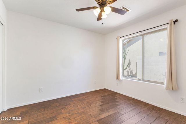 1740 E FRANCISCO Drive, Phoenix, AZ 85042