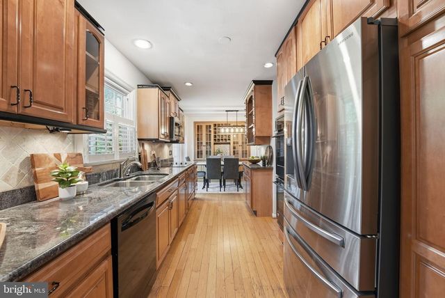 6005 1ST ST N, Arlington, VA 22203