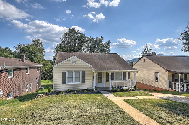 633 Jackson Street, Kingsport, TN 37660