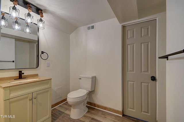 633 Jackson Street, Kingsport, TN 37660