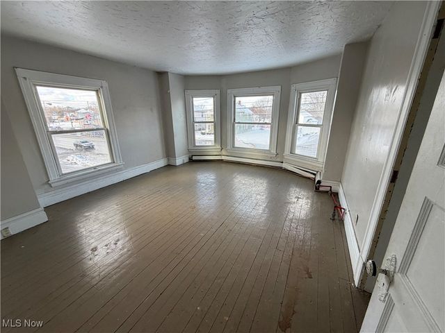 1020 W Prospect Road, Ashtabula, OH 44004