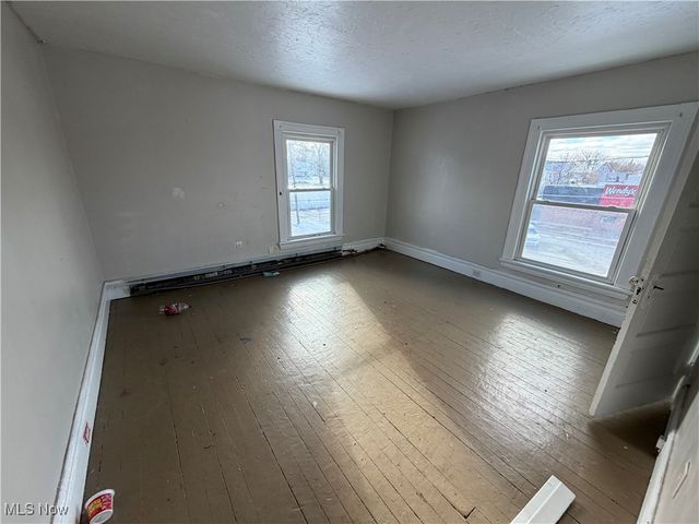 1020 W Prospect Road, Ashtabula, OH 44004