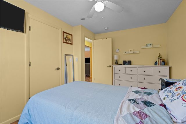 4080 Post Road 10, Warwick, RI 02886