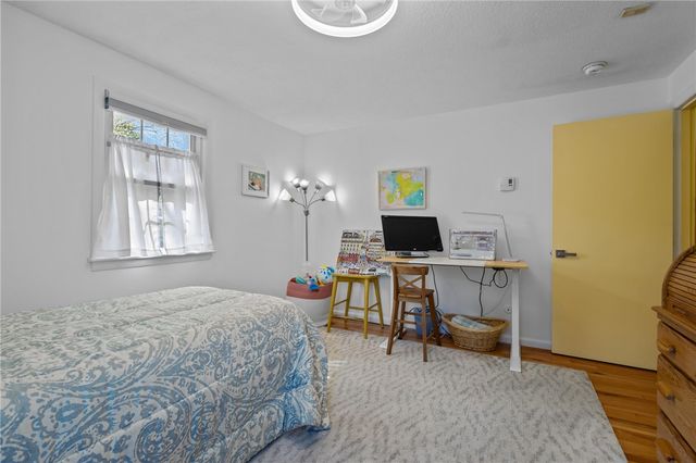 4080 Post Road 10, Warwick, RI 02886
