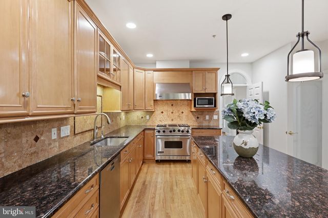 10807 HIDDEN TRAIL CT, Potomac, MD 20854