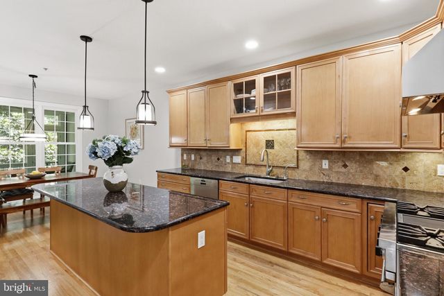 10807 HIDDEN TRAIL CT, Potomac, MD 20854