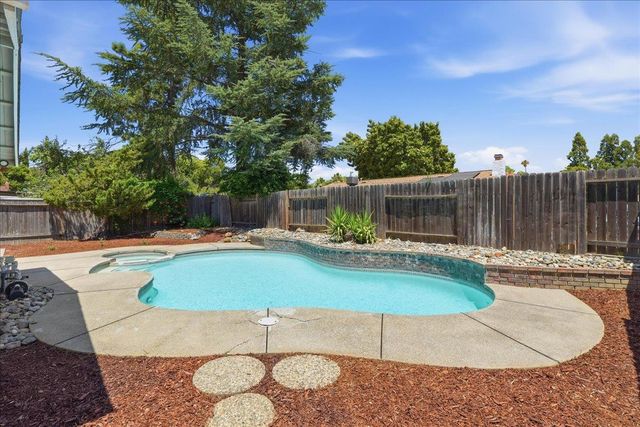 3629 Keswick Way, Sacramento, CA 95826