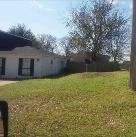 312 Alexander Road, Mount Pleasant, TX 75455