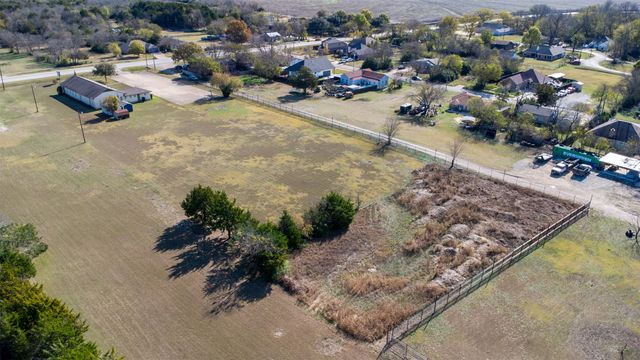 20 S Lancaster Hutchins Road, Lancaster, TX 75146