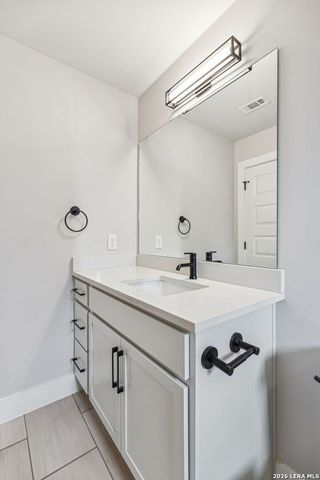 130 Rose Ln Unit 102, San Antonio, TX 78212