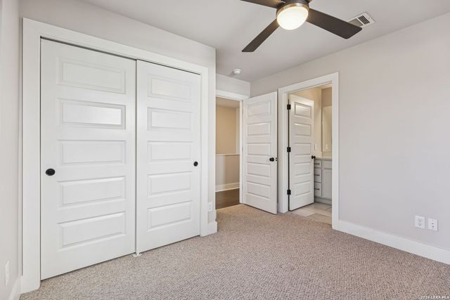 130 Rose Ln Unit 102, San Antonio, TX 78212