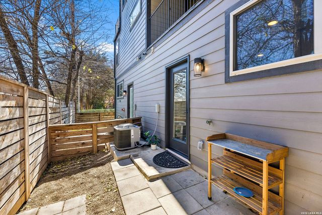 130 Rose Ln Unit 102, San Antonio, TX 78212