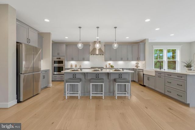 16020 KEYMER HILL CT, Hamilton, VA 20158