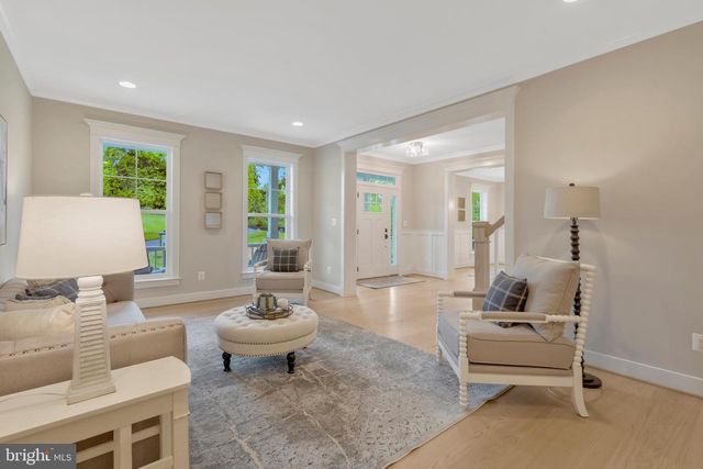 16020 KEYMER HILL CT, Hamilton, VA 20158