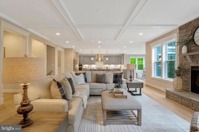 16020 KEYMER HILL CT, Hamilton, VA 20158