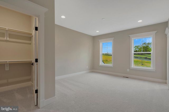 16020 KEYMER HILL CT, Hamilton, VA 20158