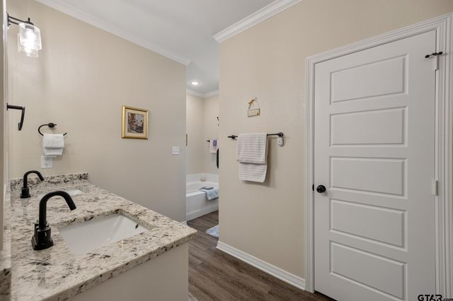 2728 Royal Village Way, Tyler, TX 75701