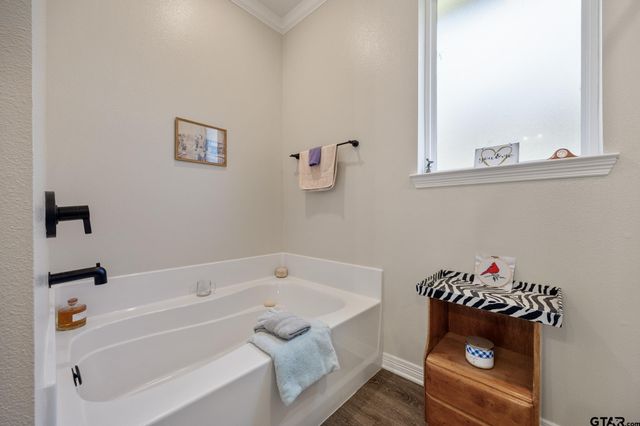 2728 Royal Village Way, Tyler, TX 75701