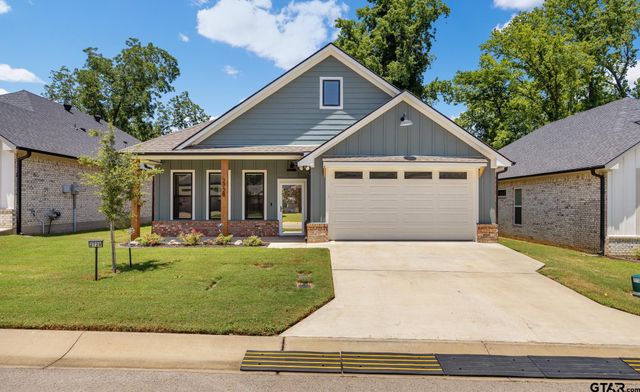 2728 Royal Village Way, Tyler, TX 75701