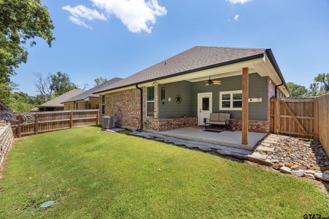 2728 Royal Village Way, Tyler, TX 75701