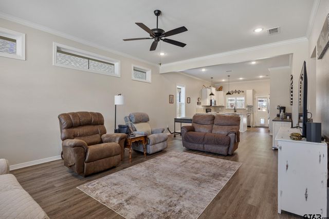 2728 Royal Village Way, Tyler, TX 75701