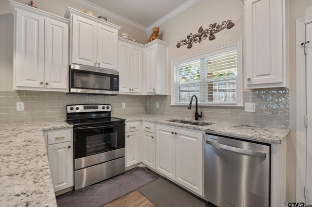 2728 Royal Village Way, Tyler, TX 75701