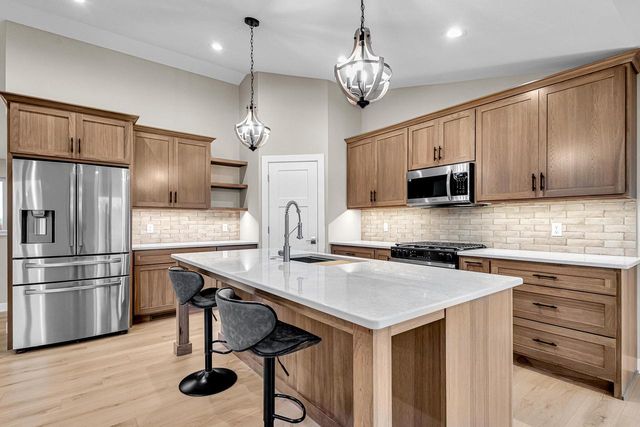 4915 Lincoln WAY, Sheboygan, WI 53083