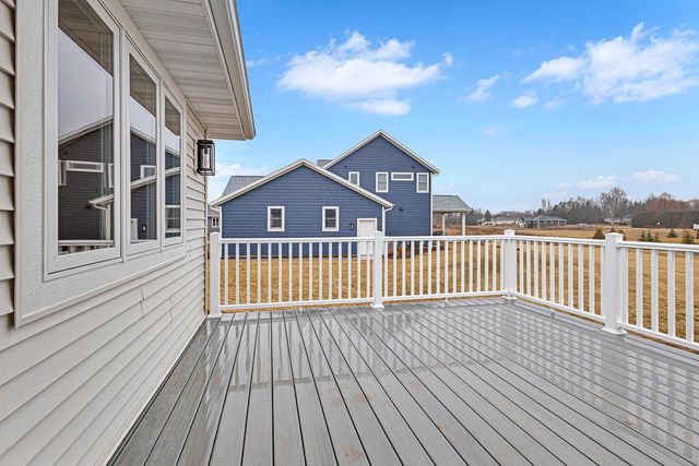 4915 Lincoln WAY, Sheboygan, WI 53083