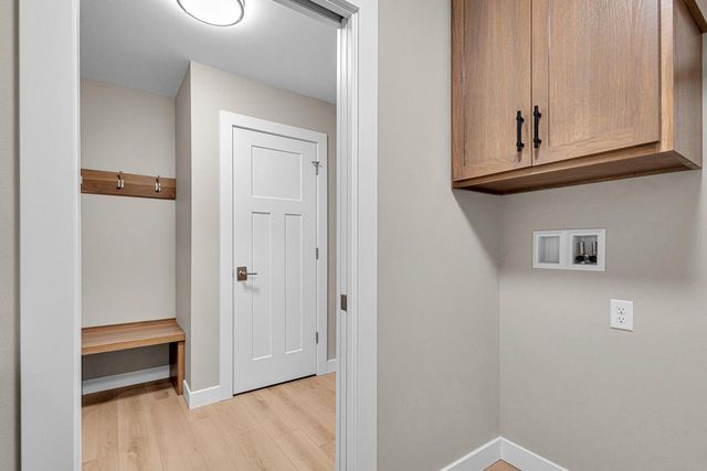 4915 Lincoln WAY, Sheboygan, WI 53083