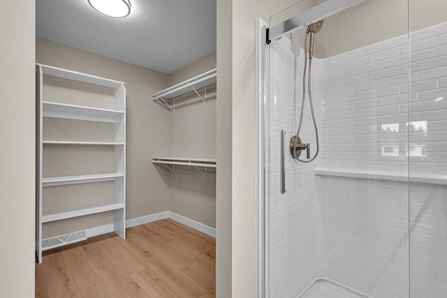 4915 Lincoln WAY, Sheboygan, WI 53083