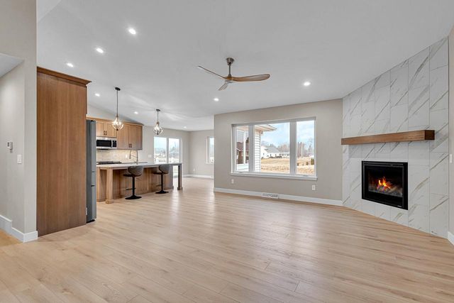 4915 Lincoln WAY, Sheboygan, WI 53083