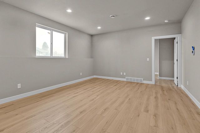 4915 Lincoln WAY, Sheboygan, WI 53083