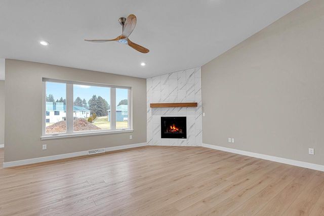 4915 Lincoln WAY, Sheboygan, WI 53083