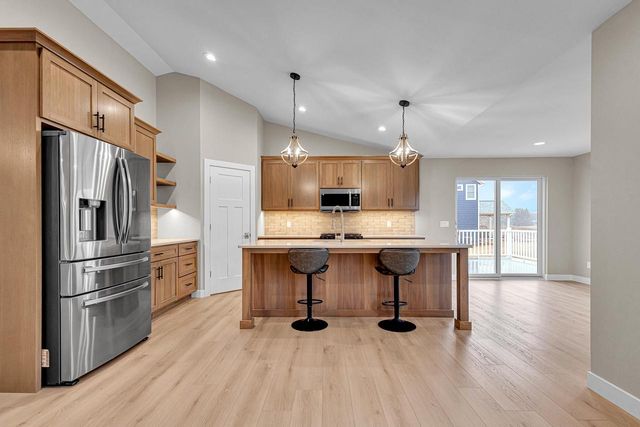 4915 Lincoln WAY, Sheboygan, WI 53083