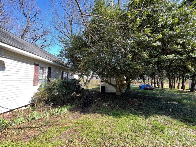 2831 Bettis Road, Grover, NC 28073