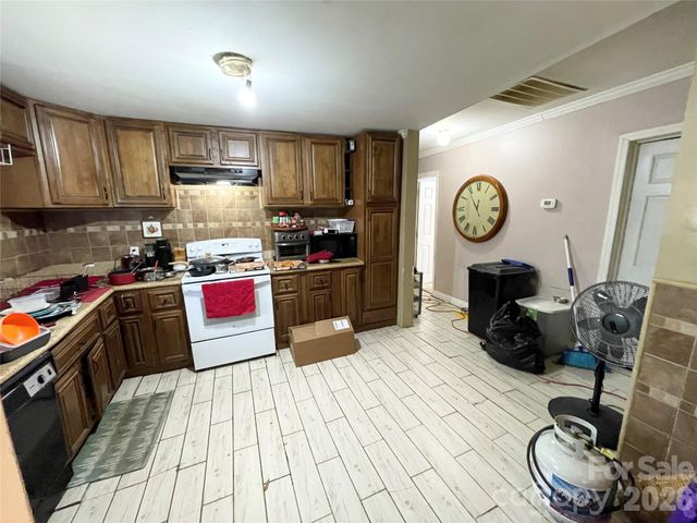 2831 Bettis Road, Grover, NC 28073