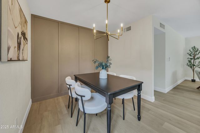 434 E ROYAL PALMS Drive, Mesa, AZ 85203