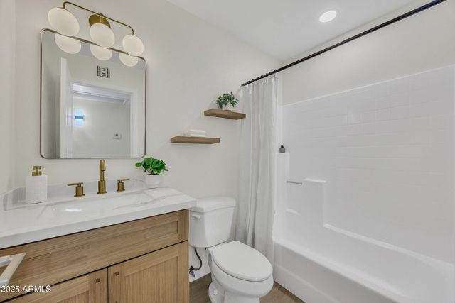 434 E ROYAL PALMS Drive, Mesa, AZ 85203