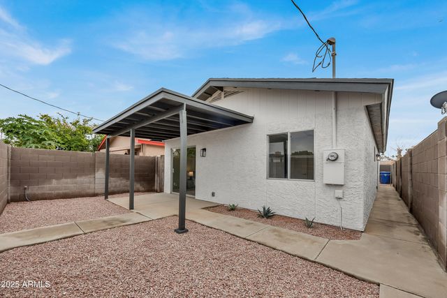 434 E ROYAL PALMS Drive, Mesa, AZ 85203