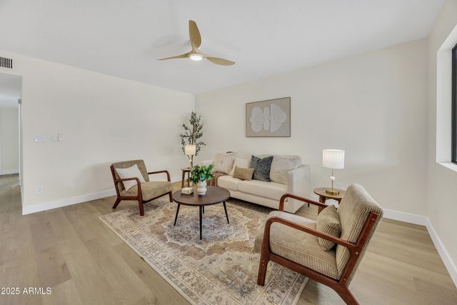 434 E ROYAL PALMS Drive, Mesa, AZ 85203