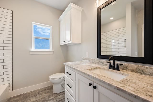 249 Caro Drive, West Tawakoni, TX 75474