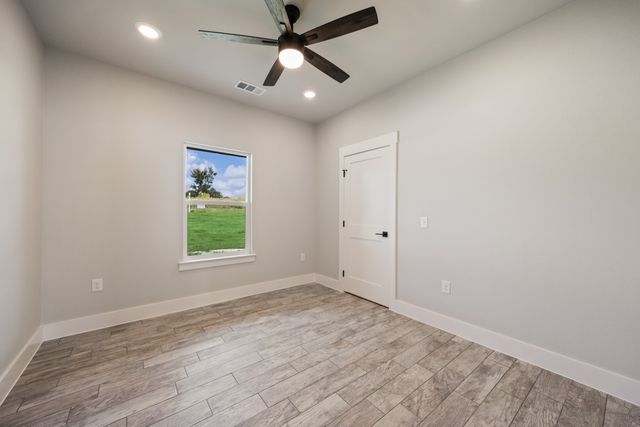 249 Caro Drive, West Tawakoni, TX 75474