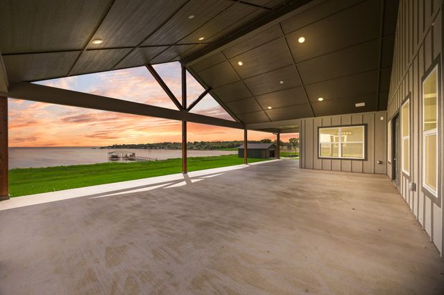 249 Caro Drive, West Tawakoni, TX 75474