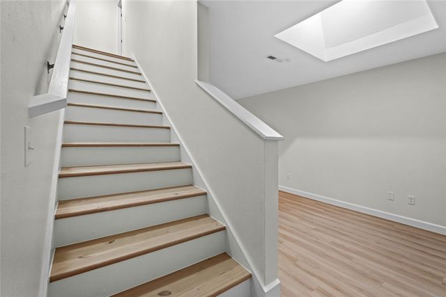 2062 N Kantz Lane, Fayetteville, AR 72703