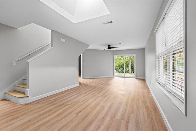 2062 N Kantz Lane, Fayetteville, AR 72703