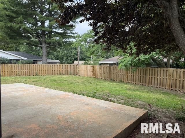 49 BIRCH Drive, Chatham, IL 62629