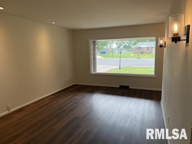 49 BIRCH Drive, Chatham, IL 62629