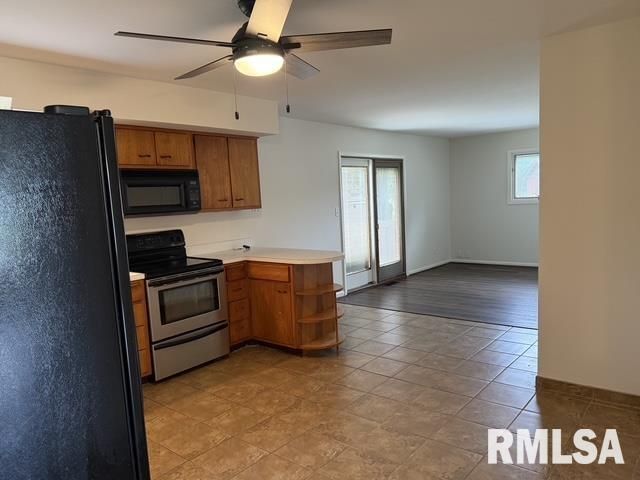 49 BIRCH Drive, Chatham, IL 62629